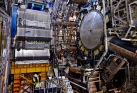 acache.boston.com_universal_site_graphics_blogs_bigpicture_lhc_08_01_lhc19.jpg