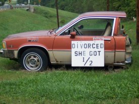 awww.lowbird.com_data_images_2010_07_boncherry_weird_car_design_02.jpg