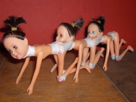 awww.fpusadailyplanet.com_wp_content_uploads_2011_02_human_centipede_doll.jpg